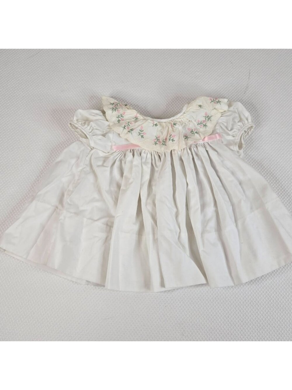 Vintage 80s Baby Dress White Pink Floral Embroidery Lace Collar Size 12 Mo